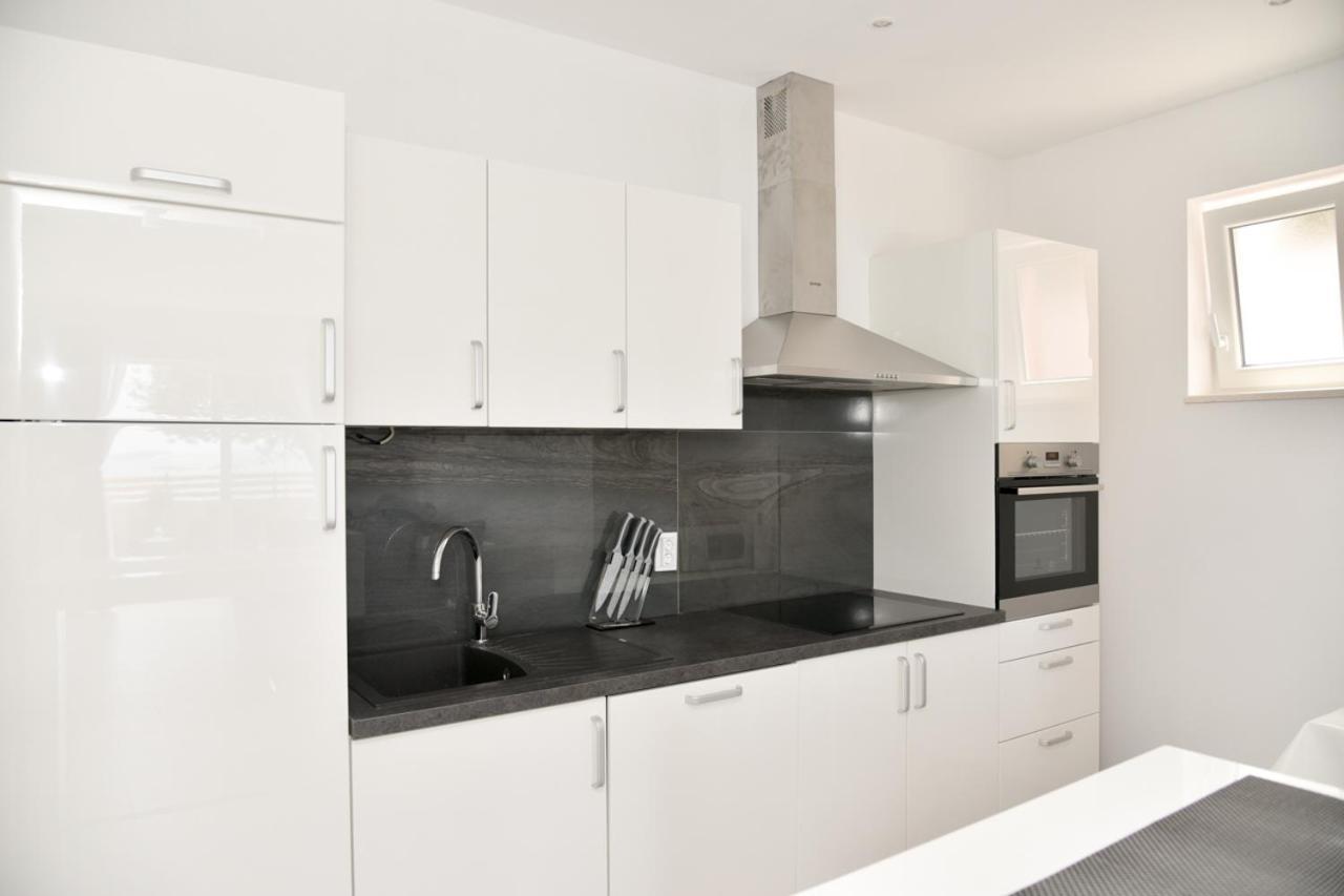 Apartment Eli - Sea View Mlini Bagian luar foto