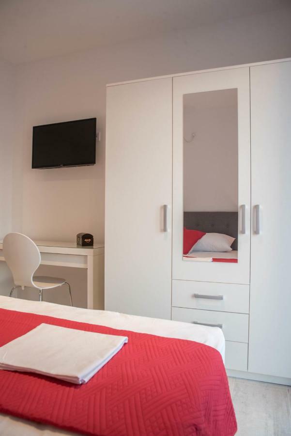 Apartment Eli - Sea View Mlini Bagian luar foto